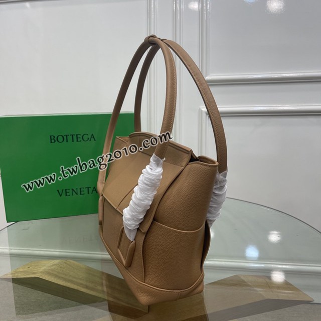 Bottega veneta高端女包 KF0018荔枝紋 寶緹嘉編織蝙蝠造型包 BV經典款ARCO48大號女包  gxz1269